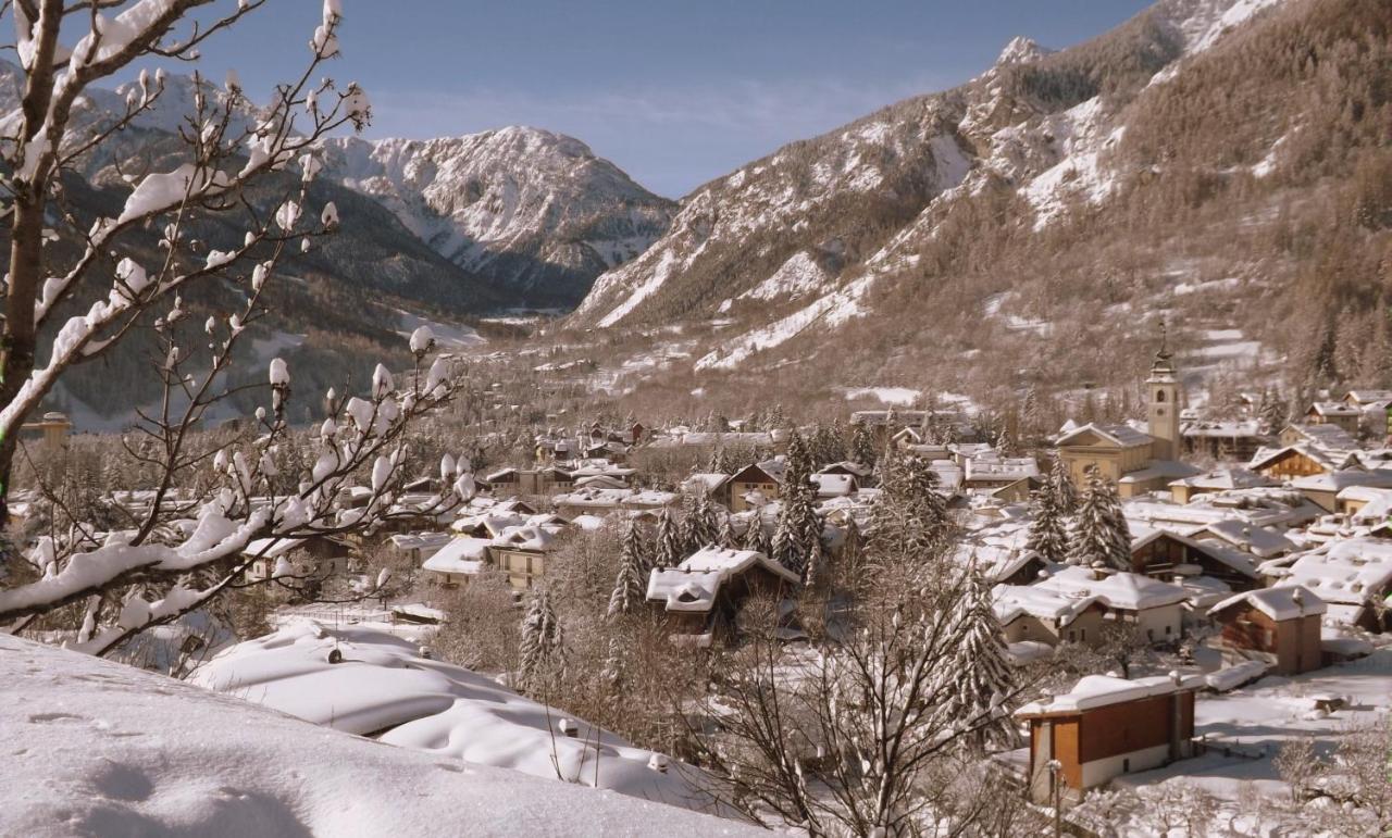 Casaborgovecchio Abete Rosso-Sauna Apartment Bardonecchia Bagian luar foto
